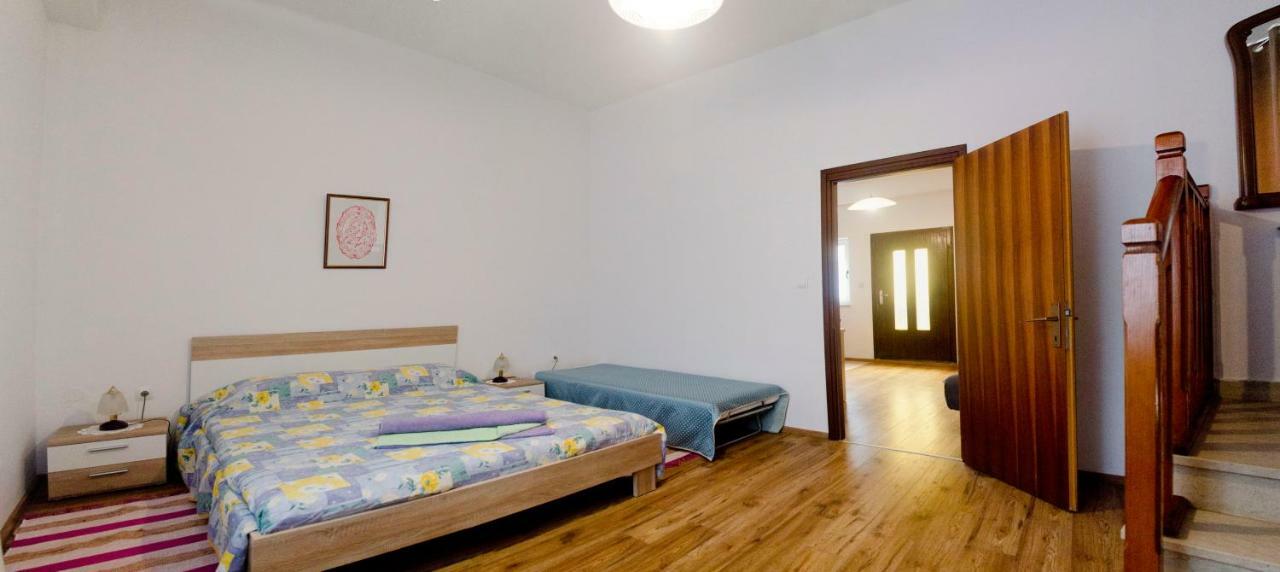 Apartman Aurora Пореч Екстер'єр фото